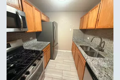 281 Shorewood Drive #21GA, Glendale Heights, IL 60139 - Photo 3