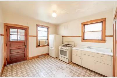 5022 W Schubert Avenue, Chicago, IL 60639 - Photo 5