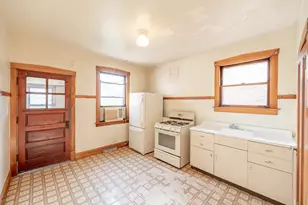5022 W Schubert Ave, Chicago, IL 60639 - Photo 5