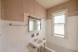 5022 W Schubert Ave, Chicago, IL 60639 - Photo 9