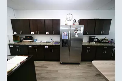 7300 N Cicero Avenue N, Lincolnwood, IL 60712 - Photo 13