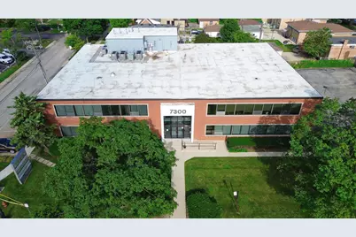 7300 N Cicero Avenue N, Lincolnwood, IL 60712 - Photo 59