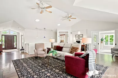 1110 Lake Shore Drive N, Barrington, IL 60010 - Photo 5