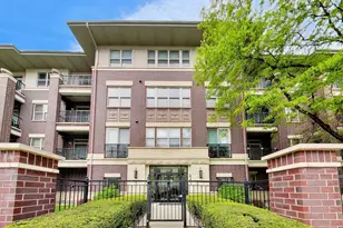 6436 Roosevelt Rd, Oak Park, IL 60304 - Photo 1