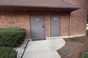 1302 E Washington St, Des Plaines, IL 60016 - Photo 23