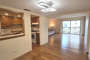 1365 Ashland Ave, Des Plaines, IL 60016 - Photo 13