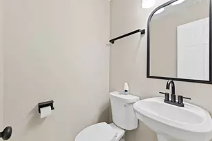 14737 Blackstone Ave, Dolton, IL 60419 - Photo 13