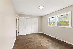 14737 Blackstone Ave, Dolton, IL 60419 - Photo 11