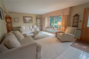 10524 S Michael Dr, Palos Hills, IL 60465 - Photo 5