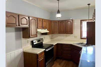 404 E McKenney Street, Dixon, IL 61021 - Photo 3