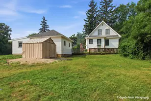 824 Washington St, Woodstock, IL 60098 - Photo 27