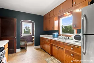 824 Washington St, Woodstock, IL 60098 - Photo 11