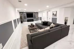 6311 N Kedvale Ave, Chicago, IL 60646 - Photo 15