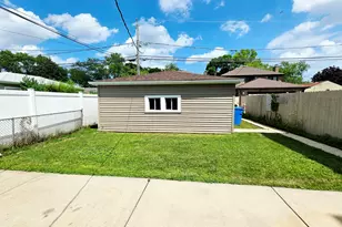 6311 N Kedvale Ave, Chicago, IL 60646 - Photo 29