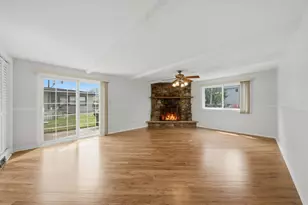 4847 W 84th Pl, Burbank, IL 60459 - Photo 7