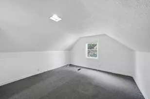 4847 W 84th Pl, Burbank, IL 60459 - Photo 13