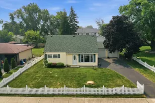 4847 W 84th Pl, Burbank, IL 60459 - Photo 1