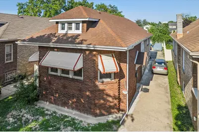 1637 S 10th Avenue, Maywood, IL 60153 - Photo 3