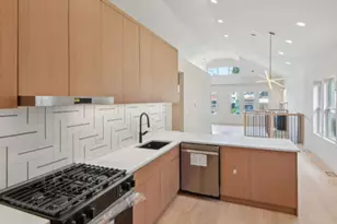 7930 S Kenwood Ave, Chicago, IL 60619 - Photo 7