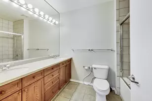 324 N Jefferson St, Chicago, IL 60661 - Photo 11