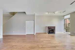 324 N Jefferson St, Chicago, IL 60661 - Photo 3