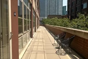324 N Jefferson St, Chicago, IL 60661 - Photo 25