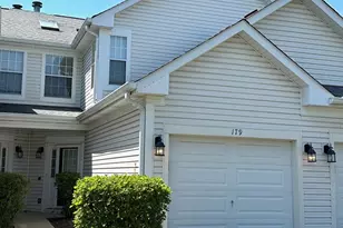 179 Polaris Dr, Lake in the Hills, IL 60156 - Photo 1