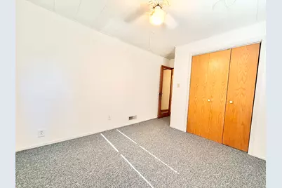 415 E 12th Street, Streator, IL 61364 - Photo 9