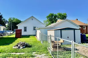 415 E 12th St, Streator, IL 61364 - Photo 15