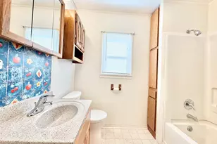 415 E 12th St, Streator, IL 61364 - Photo 7