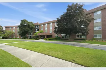 1025 S Fernandez Avenue #2B, Arlington Heights, IL 60005 - Photo 1