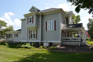 340 S Main St, Sheffield, IL 61361 - Photo 3
