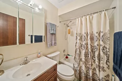 7215 Willow Way Lane #10A, Willowbrook, IL 60527 - Photo 15