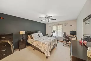 7215 Willow Way Ln, Willowbrook, IL 60527 - Photo 7
