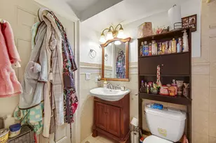 7020 S Paxton Ave, Chicago, IL 60649 - Photo 9