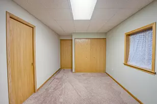 1411 Burnett Dr, Aurora, IL 60502 - Photo 31