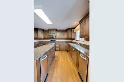 1411 Burnett Drive, Aurora, IL 60502 - Photo 7