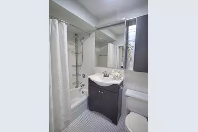 655 W Irving Park Road #716, Chicago, IL 60613 - Photo 27