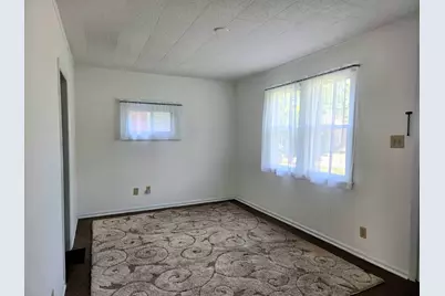 404 Morton Avenue, Aurora, IL 60506 - Photo 3