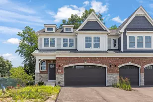 114 Harding Ct, Glen Ellyn, IL 60137 - Photo 1