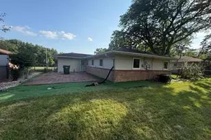 346 Waverly St, Park Forest, IL 60466 - Photo 3