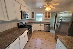 346 Waverly St, Park Forest, IL 60466 - Photo 7