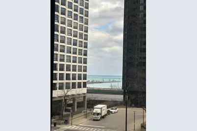 400 E Randolph Street #921, Chicago, IL 60601 - Photo 23