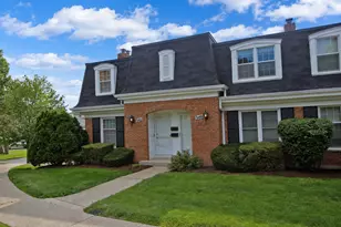 340 Eastern Ave, Barrington, IL 60010 - Photo 1