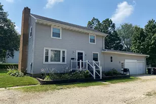508 S Main St, Rochelle, IL 61068 - Photo 1