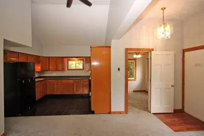 338 E Lakeview Avenue, Round Lake Beach, IL 60073 - Photo 21