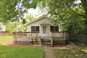 338 E Lakeview Ave, Round Lake Beach, IL 60073 - Photo 1