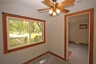 338 E Lakeview Ave, Round Lake Beach, IL 60073 - Photo 15