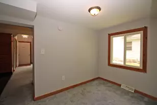 338 E Lakeview Ave, Round Lake Beach, IL 60073 - Photo 23