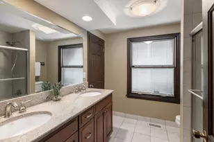 2621 Landwehr Rd, Glenview, IL 60026 - Photo 25